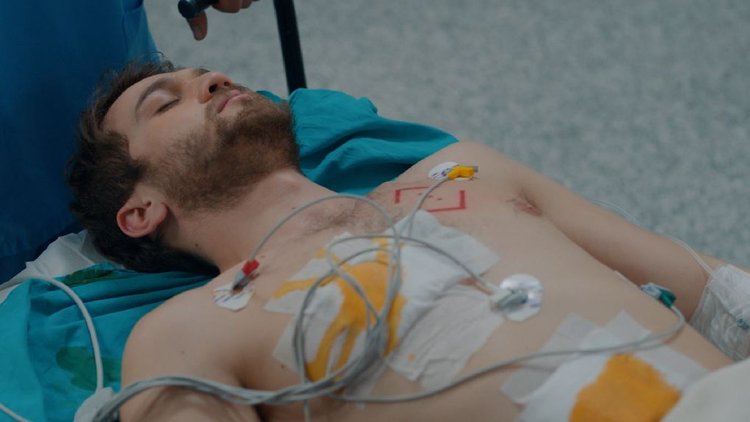 Çukur'da günlerdir konuşulan soru cevap buluyor!