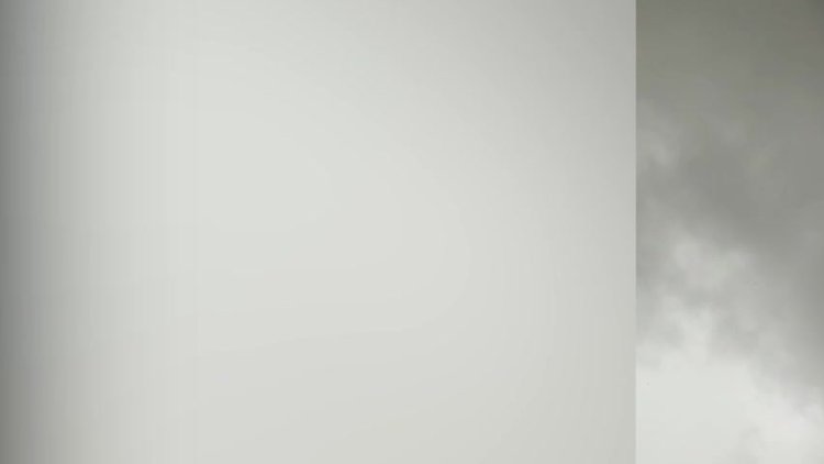 Antalya Havalimanı'nda hortum böyle görüntülendi