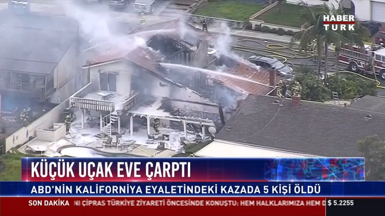 Kücük uçak eve çarptı: ABD'nin Kaliforniya eyaletinde kazada 5 kişi öldü
