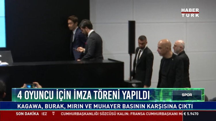 4 oyuncu için imza töreni yapıldı: Kagawa, Burak, Mirin ve Muhayer basının karşısına çıktı