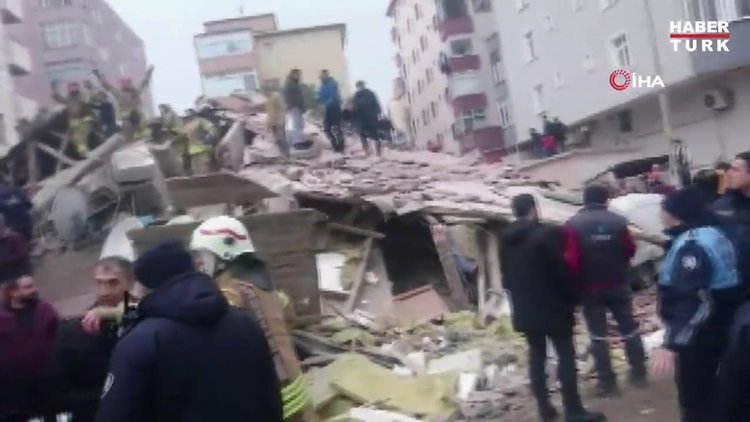 Kartal'da bina çöktü! Olay yerinden görüntüler!