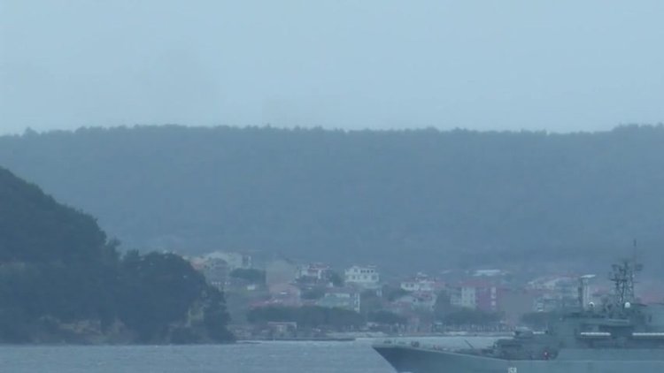 Rus savaş gemileri Çanakkale Boğazı'ndan geçti!