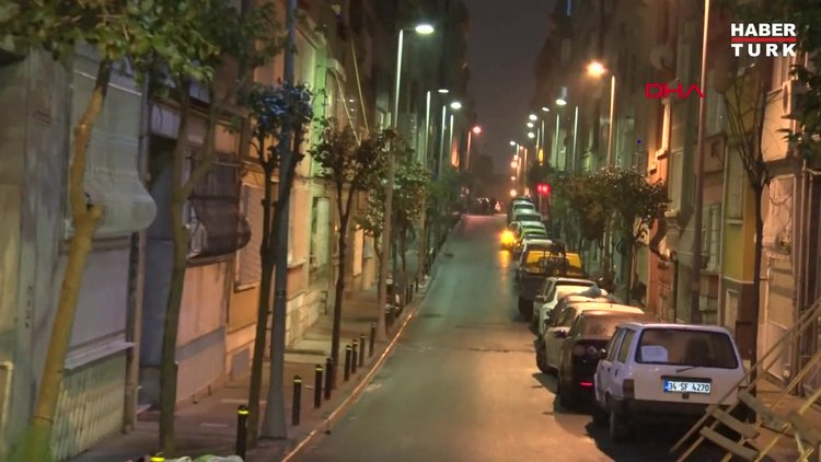 Ünlü yazarın oğlu evinde ölü bulundu