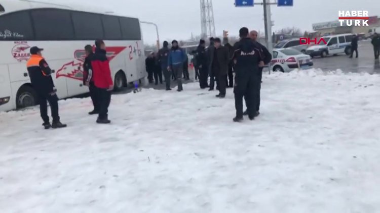 Malatya'da 2 otobüs çarpıştı, yaralılar var