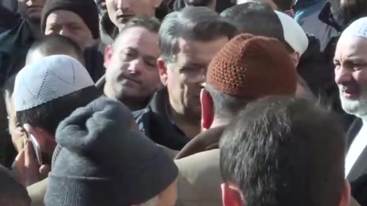 Yıldırım, Kartal'da hayatını kaybeden Kambur ailesinden 3 kişinin cenaze törenine katıldı