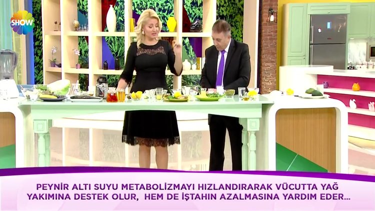 Zencefilli salatalık suyu yapımı