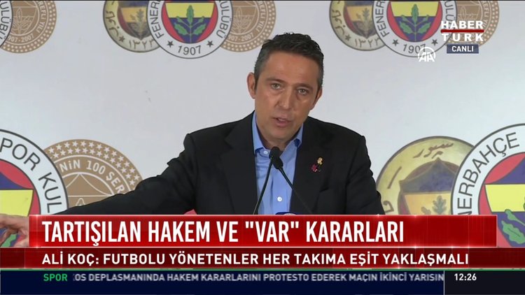 Tartışılan hakem ve “VAR” kararları: Fenerbahçe Başkanı Ali Koç basın toplantısı düzenliyor