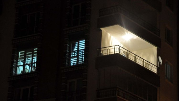 Genç kız, tartıştığı babasını öldürdü