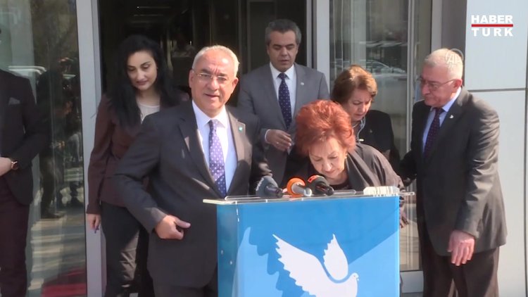 DSP'nin Üsküdar adayı tiyatro sanatçısı Güven Hokna oldu