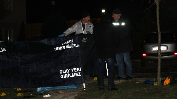 Sakarya'da eski koca dehşeti: 2 ölü