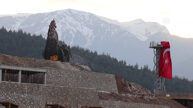 Dünyanın en büyük horoz heykeli için rekor başvurusu