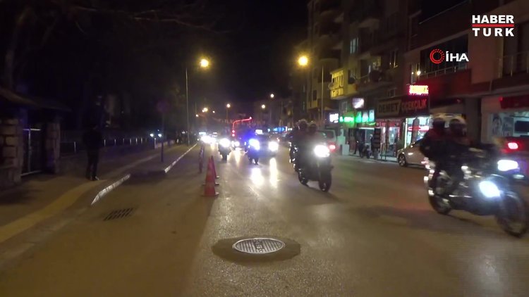 Ahlak polisinden büyük pavyon baskını