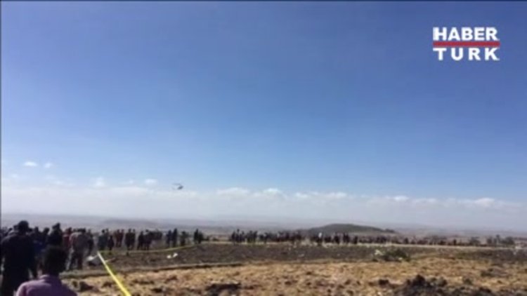 Etiyopya'da yolcu uçağı düştü!