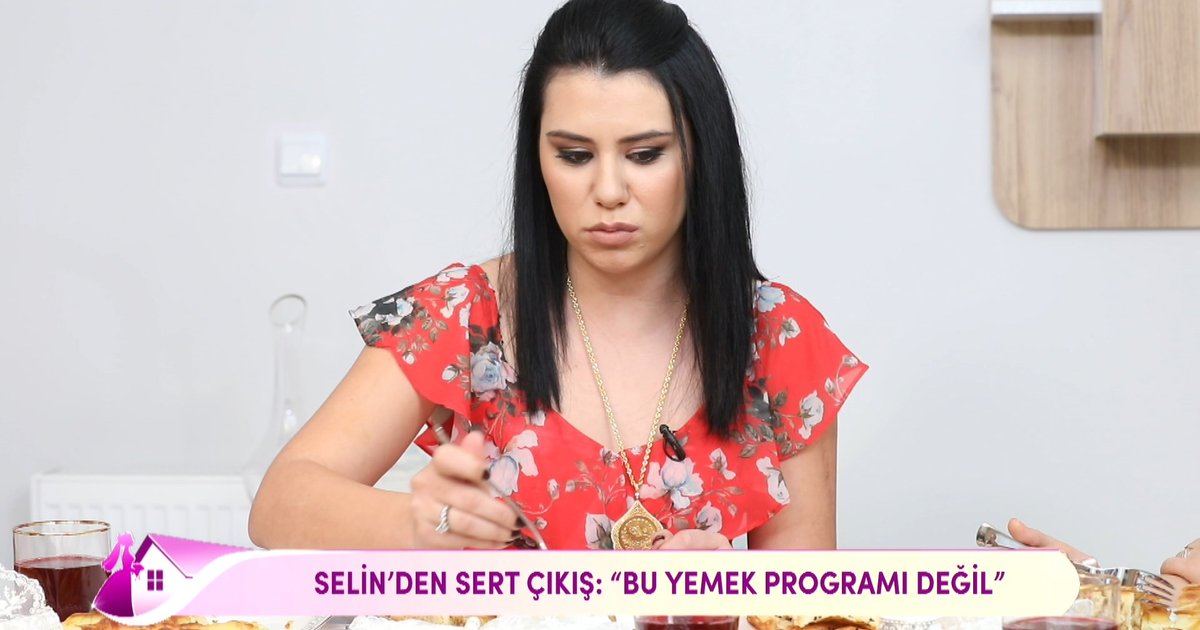Gelin Evi Videoları İkram masasında gerginlik!