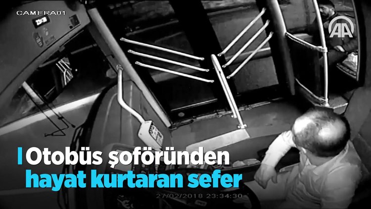 Şoför yolcuyu hastaneye ulaştırdı