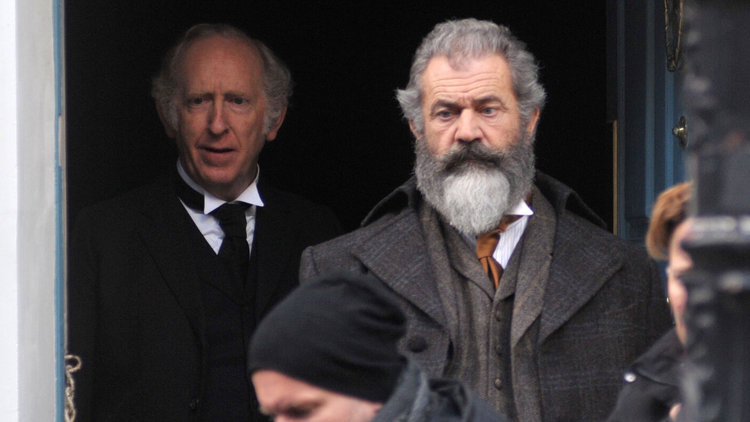 The Professor and the Madman Fragman