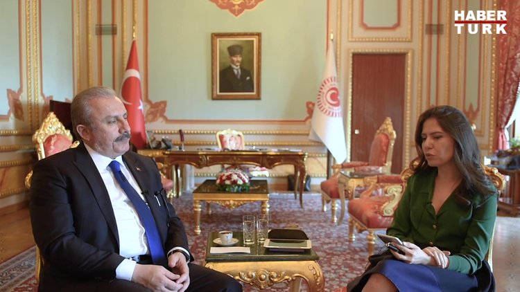 TBMM Camii yıkılmayacak. Ben beğeniyorum. Orijinaline uygun şekilde koruyacağız