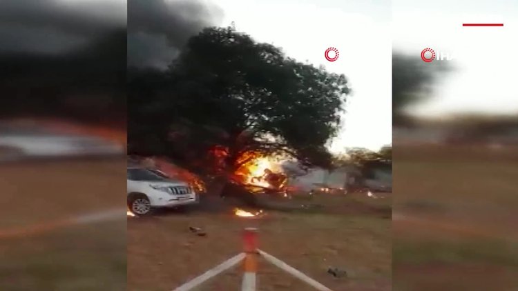 Eşine öfkelendi, uçağıyla binaya çarptı