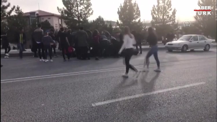 Kampüste yarışta feci son: 1 ölü, 3 yaralı