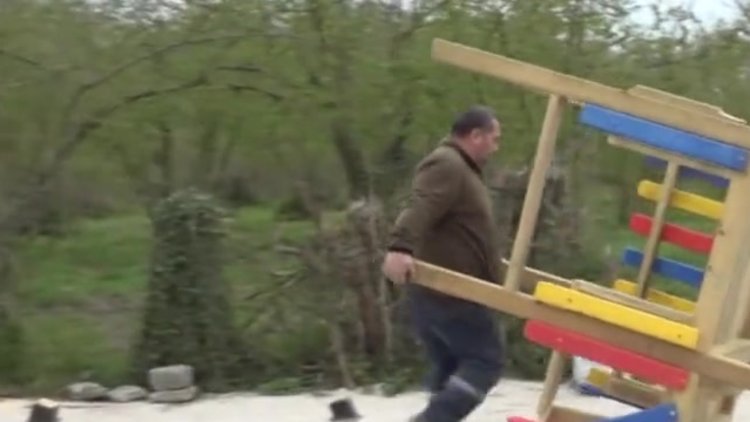 Muhtar adayı kazanamayınca yıktı, onlar yaptı!