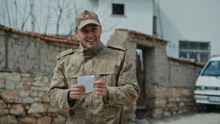 Şirin, Kerem’e aşık olduğunu belirtiyor.