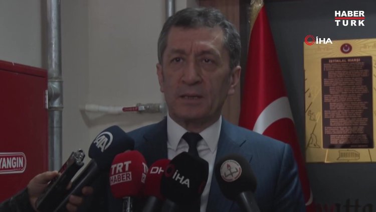 Bakan Selçuk'tan Mavi Balina ve Momo açıklaması!