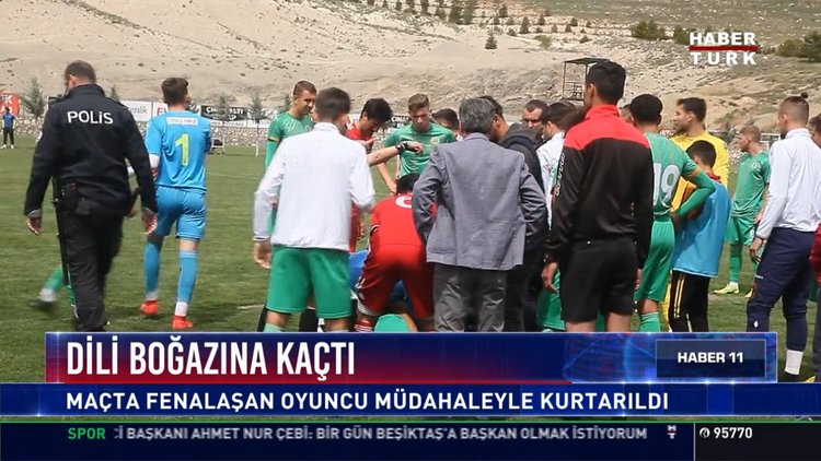 Dili boğazına kaçtı: Maçta fenalaşan oyuncu müdahaleyle kurtarıldı