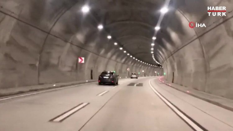 Çamlıca-Libadiye Tüneli hizmete girdi