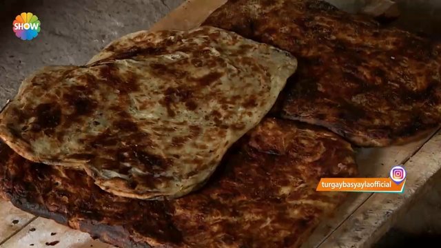 Tokat yöresinden Tandırda lezzetli hamur işleri