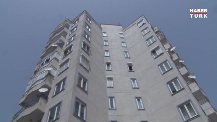 Rus asıllı kadına, erkek arkadaşını bıçakladığı iddiasıyla gözaltı