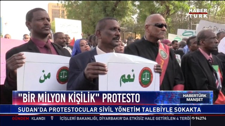 "Bir milyon kişilik" protesto: Sudan'da protestocular sivil yönetim talebiyle sokakta