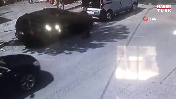 Küçükçekmece'de sokak ortasında kız çocuğunu kaçırmaya çalıştılar iddiası