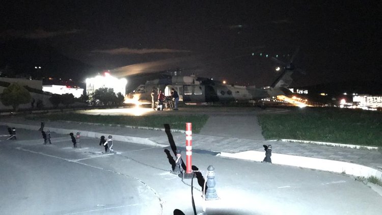 Askeri helikopter hayat kurtardı