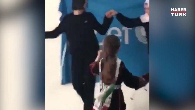 Dua Lipa ile bir halay videosu daha