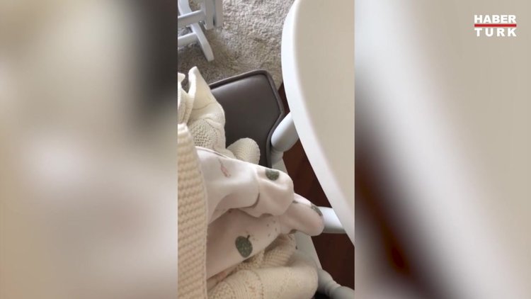 Fahriye Evcen'den bebeği Karan'la ilk paylaşım