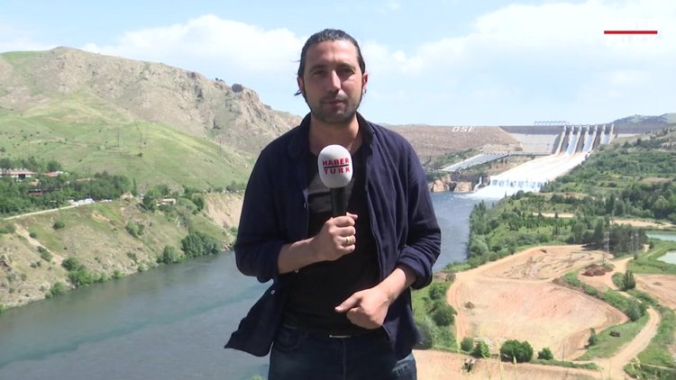 Keban Barajı'nda 15 yıl sonra tahliye kapakları açıldı