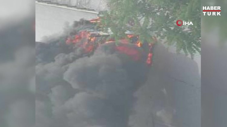 İkitelli TEM yan yolda seyir halindeki ambulans aniden alev aldı!