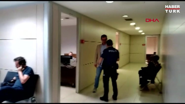 Kadri Gürsel teslim olmak üzere adliyede