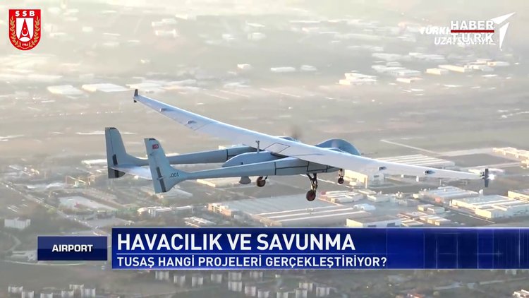 Yerli uçaklar IDEF'te görücüye çıktı