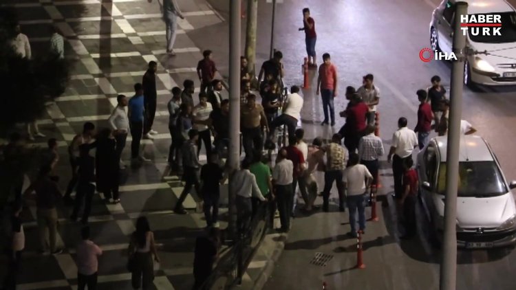 İki grup arasında tekme tokat kavga!