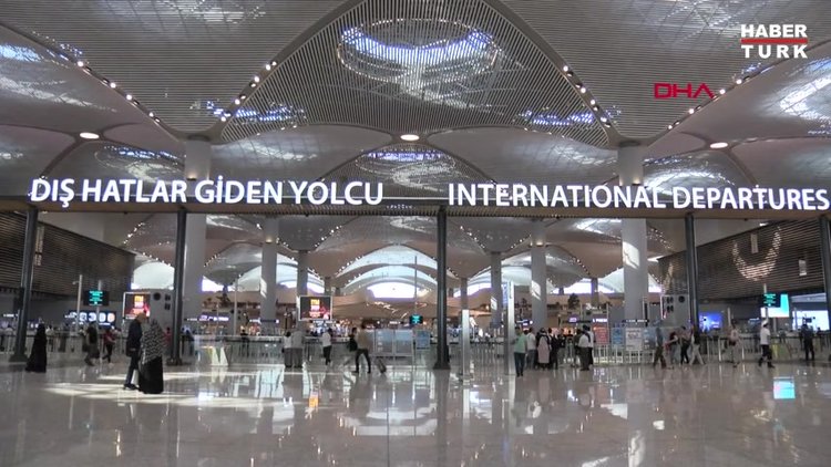 İstanbul Havalimanı'nda pasaporttan 18 saniyede geçiş hazırlığı