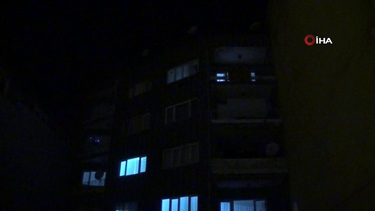 12 yaşındaki çocuk camı silerken 4. kattan 1. katın balkonuna düştü