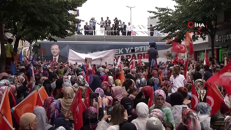 Binali Yıldırım'dan İSMEK öğretmenlerine müjde