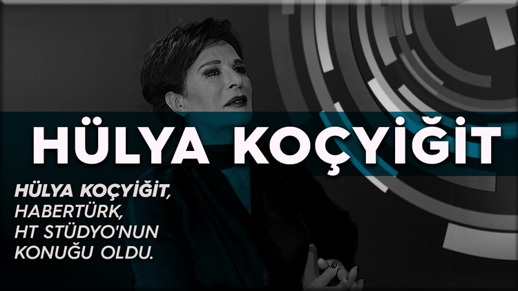 Her 40 filmden biri Hülya Koçyiğit'in