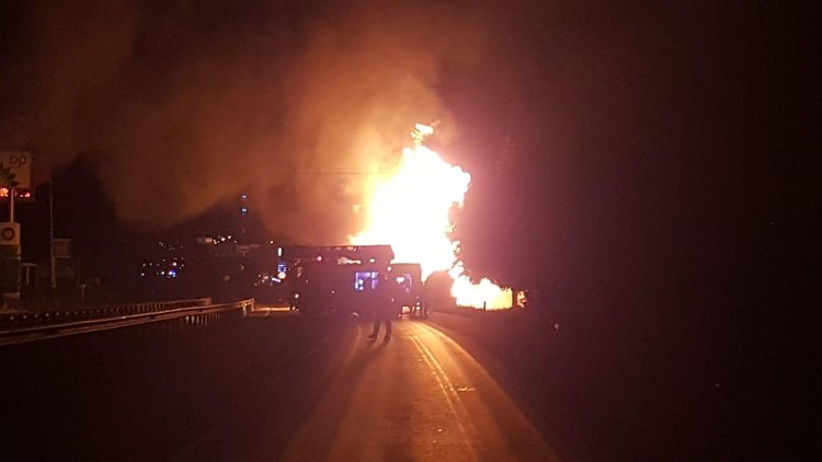 Sakarya'da tanker patladı!