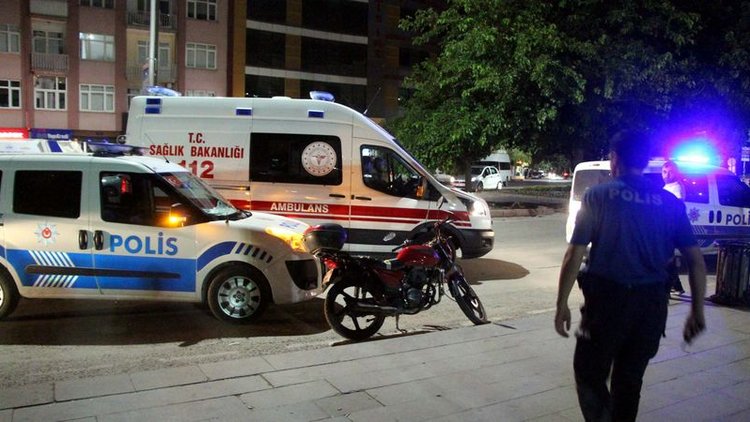 Silahlı kavgada 2 kardeş öldürüldü