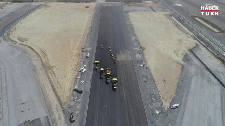 İstanbul Havalimanı'nın 3. Pist hazırlıkları Tüm hızıyla sürüyor