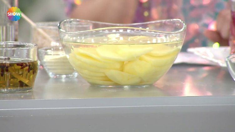 Cilt rengini açan peeling karışımı