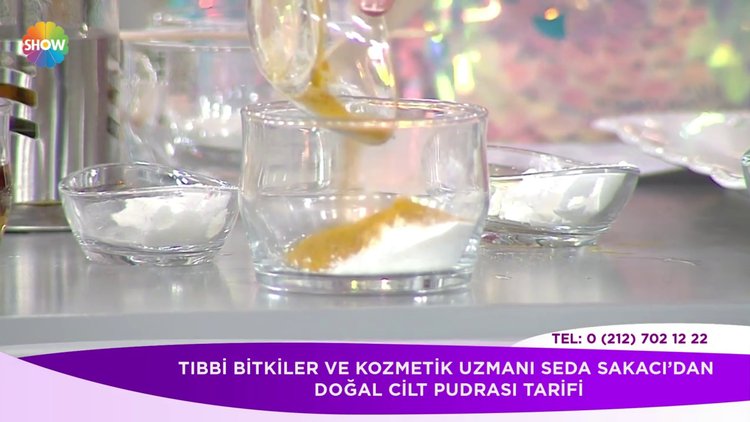 Doğal cilt pudrası karışımı