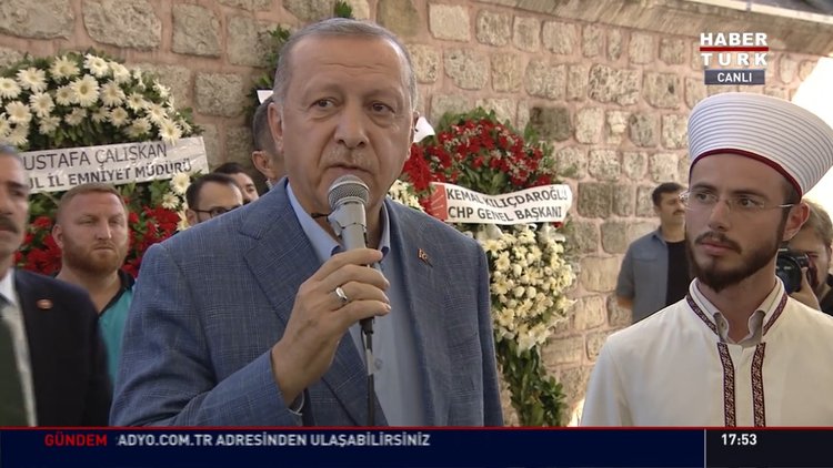 Gazeteci ve yazar Mehmet Şevket Eygi son yolculuğuna uğurlandı
